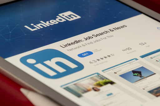 13 LinkedIn Settings You Need to Change for Career Success