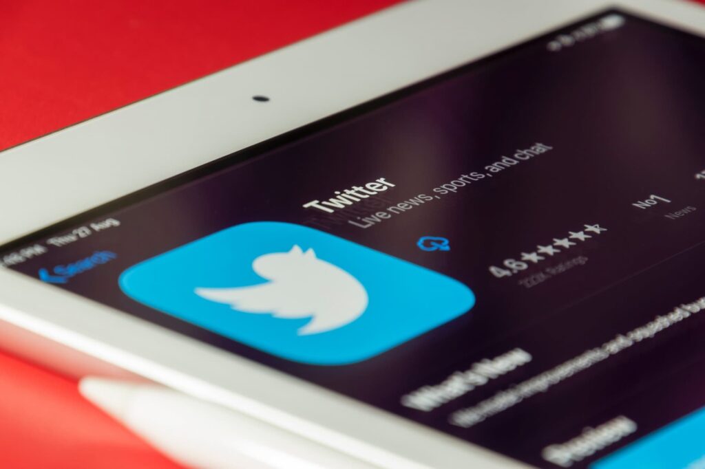 How A Twitter QR Code Generator Can Boost Your Online Presence
