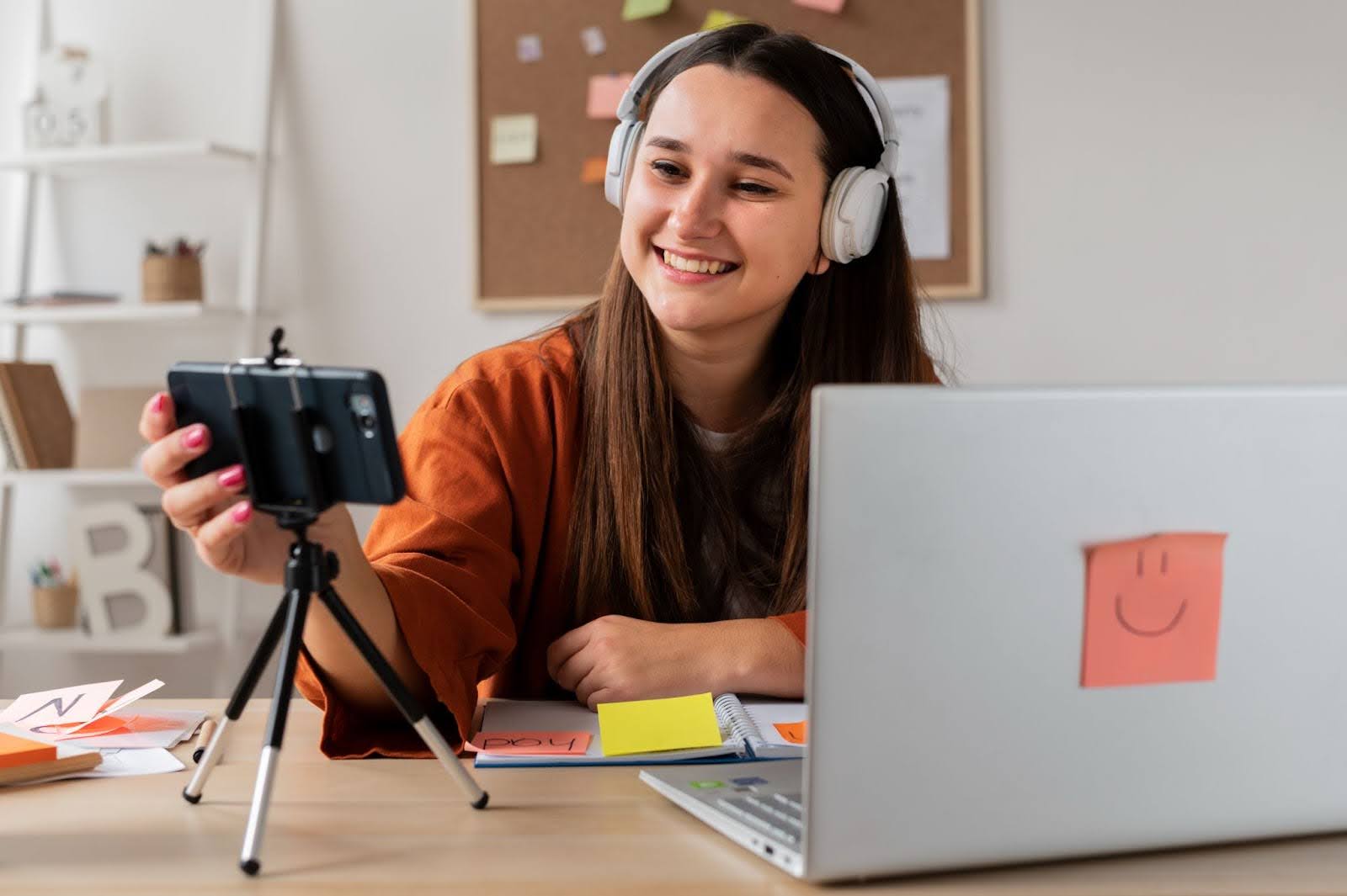 How Students Can Develop Career Skills by Becoming Micro Influencers